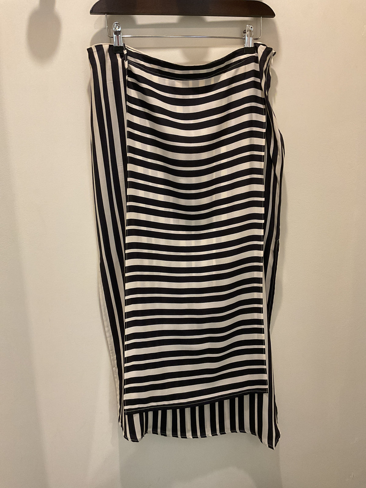 Gianfranco Ferré | Silk striped skirt Navy and White