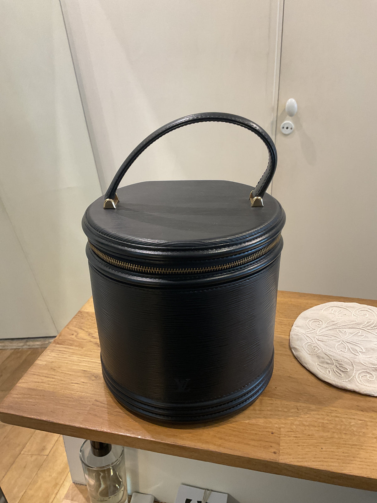 Louis Vuitton | black « Cannes » bag cuir épi