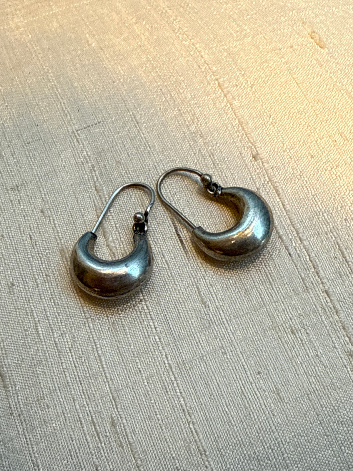 Unknown | Silver ball earrings