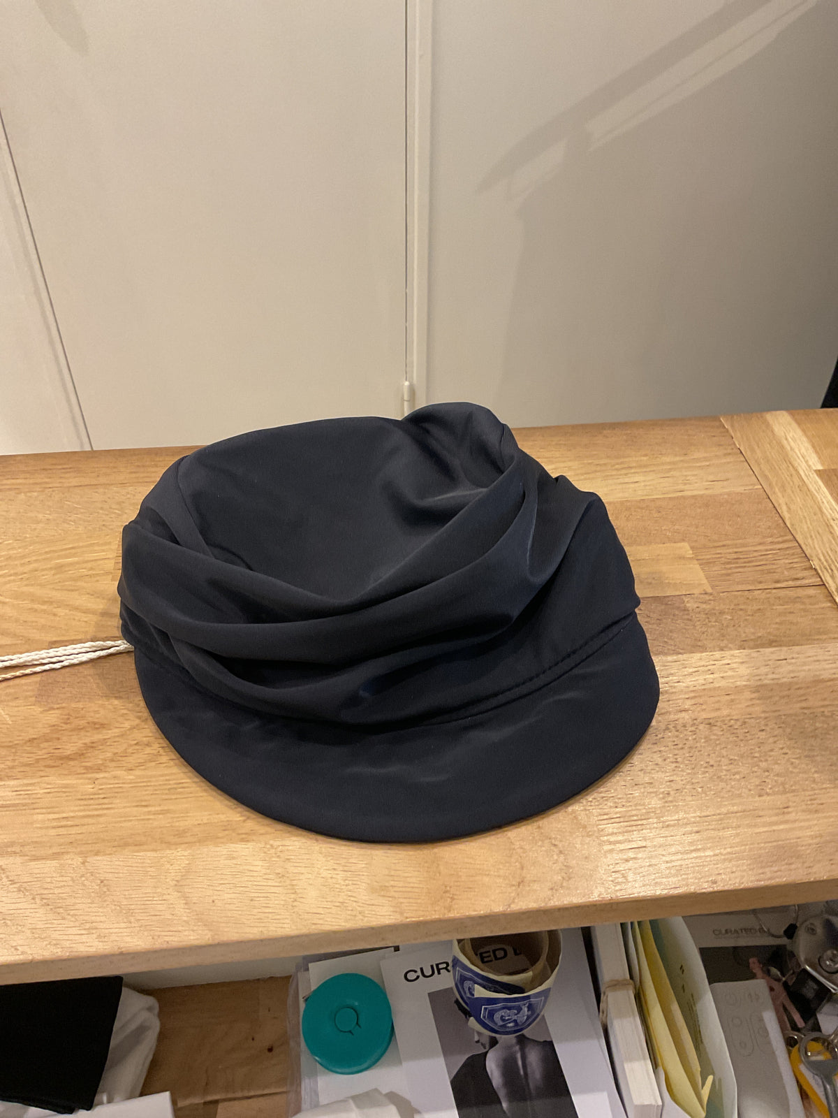 Emporio Armani | Black hat gavroche