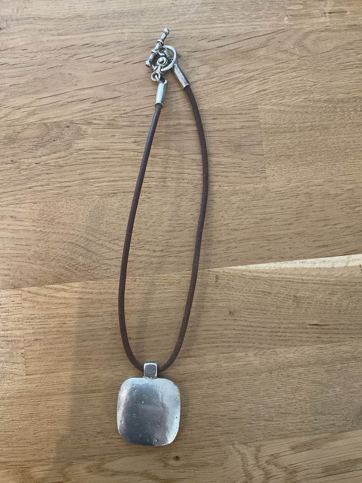 Ubu | Brown Necklace square pendant