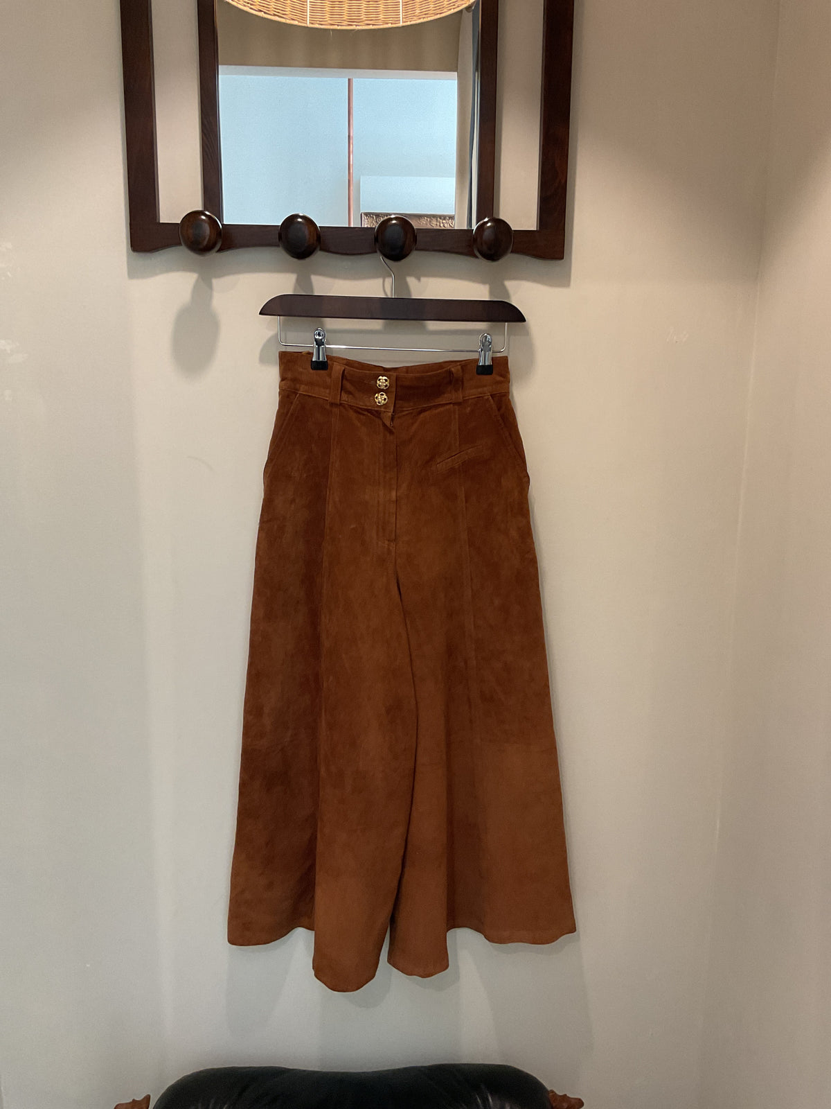 Unknown | Brown Suede Leather Skirt-Shorts