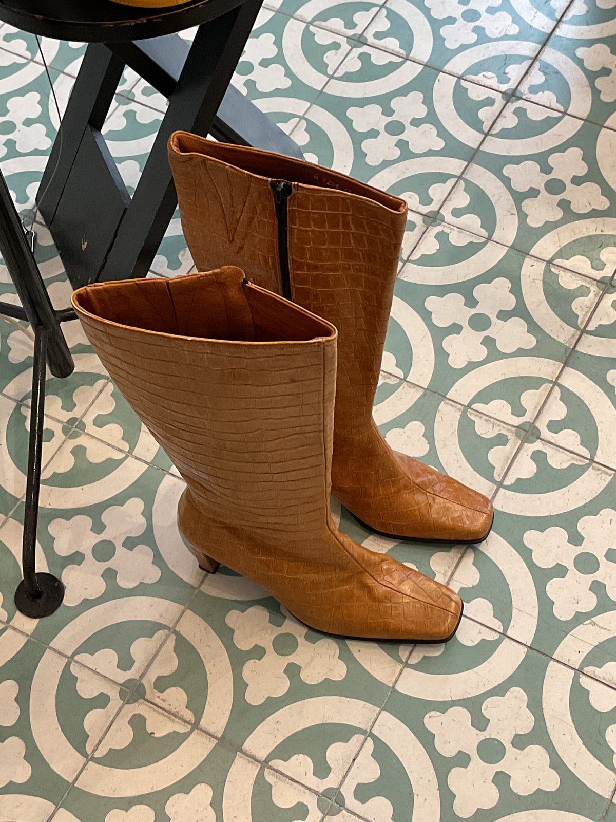 Unknown | camel leather boots