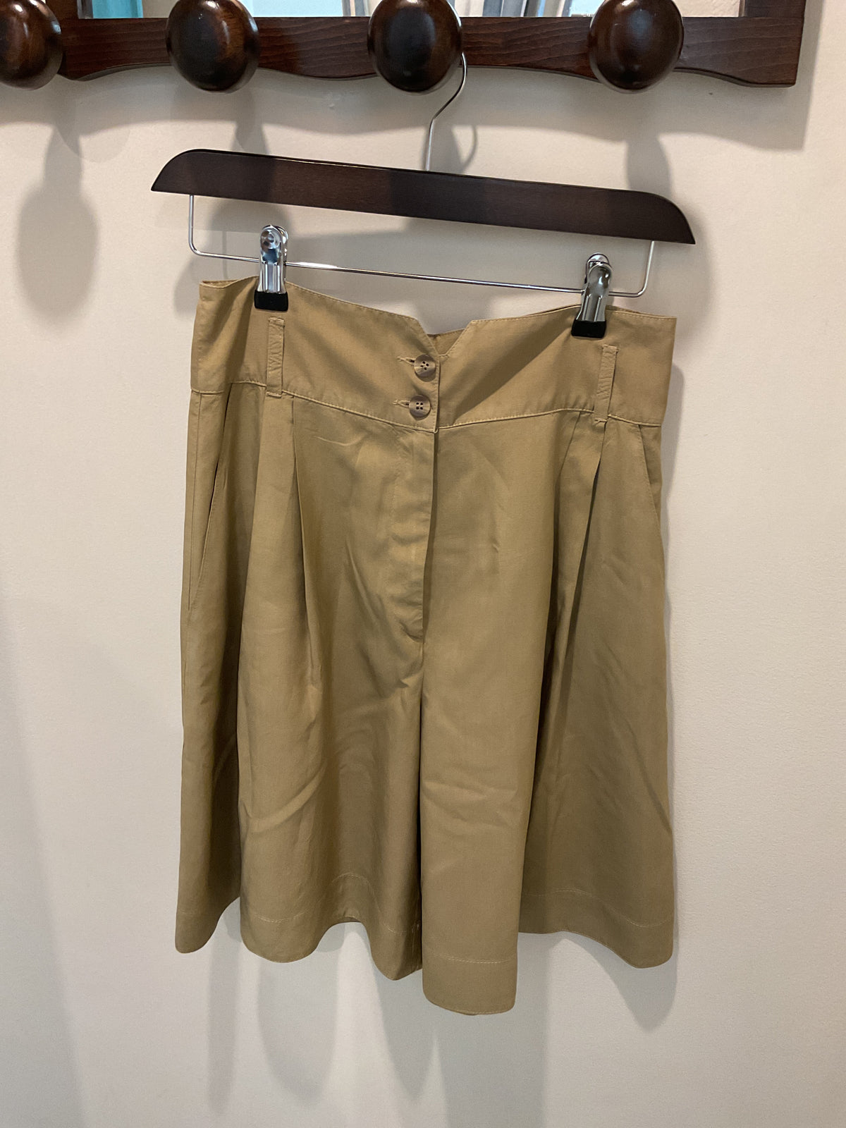 Byblos | sand Silk shorts