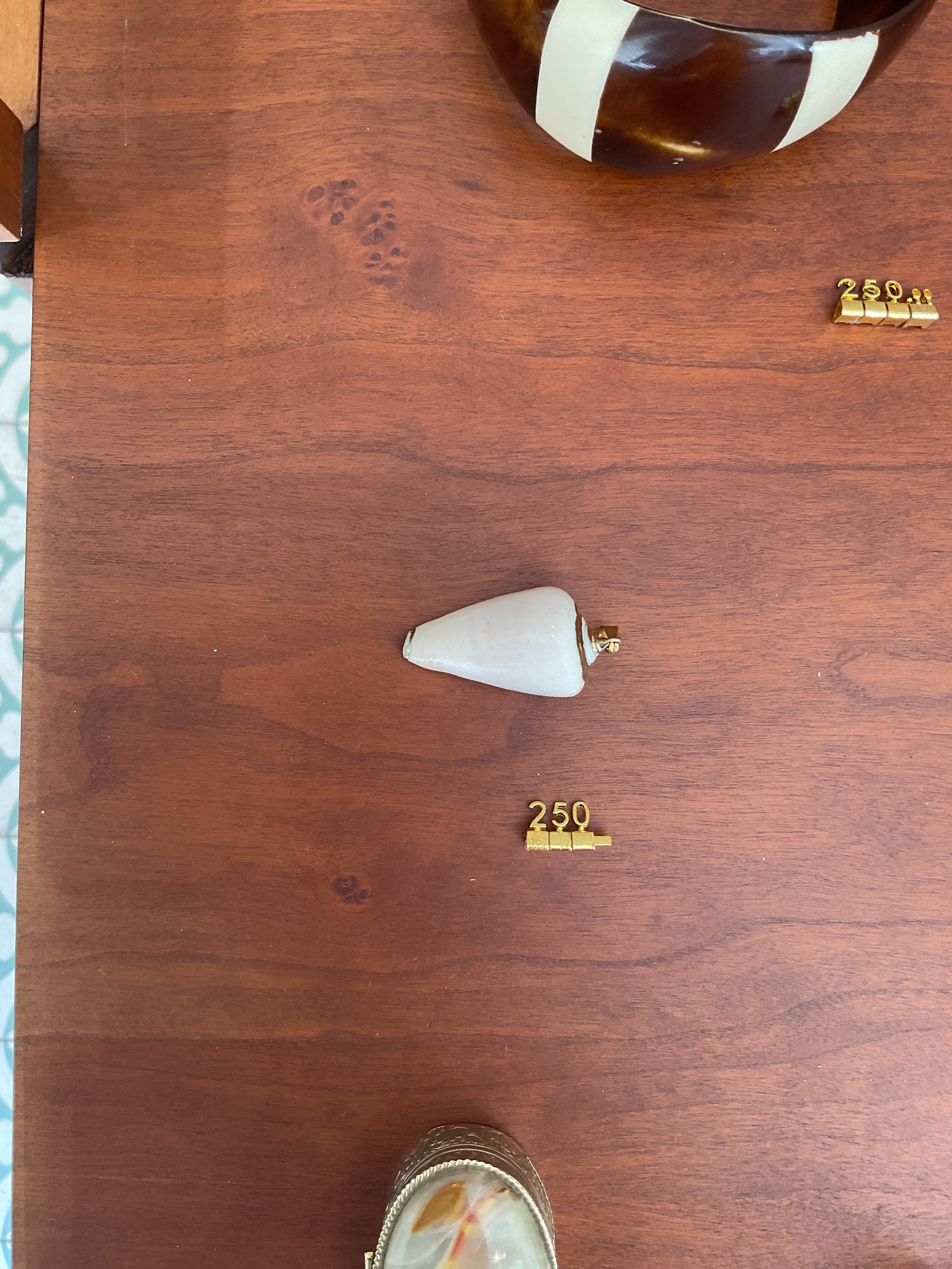 Unknown | Shell pendant