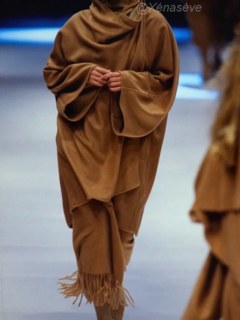 Genny by Donatella Girombelli | Camel skirt with fringes